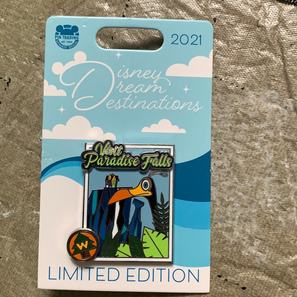 Disney Kevin Up Movie Visit Paradise Falls Pin LE